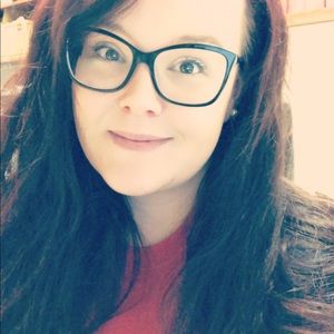 Meet your Posher, Alyson